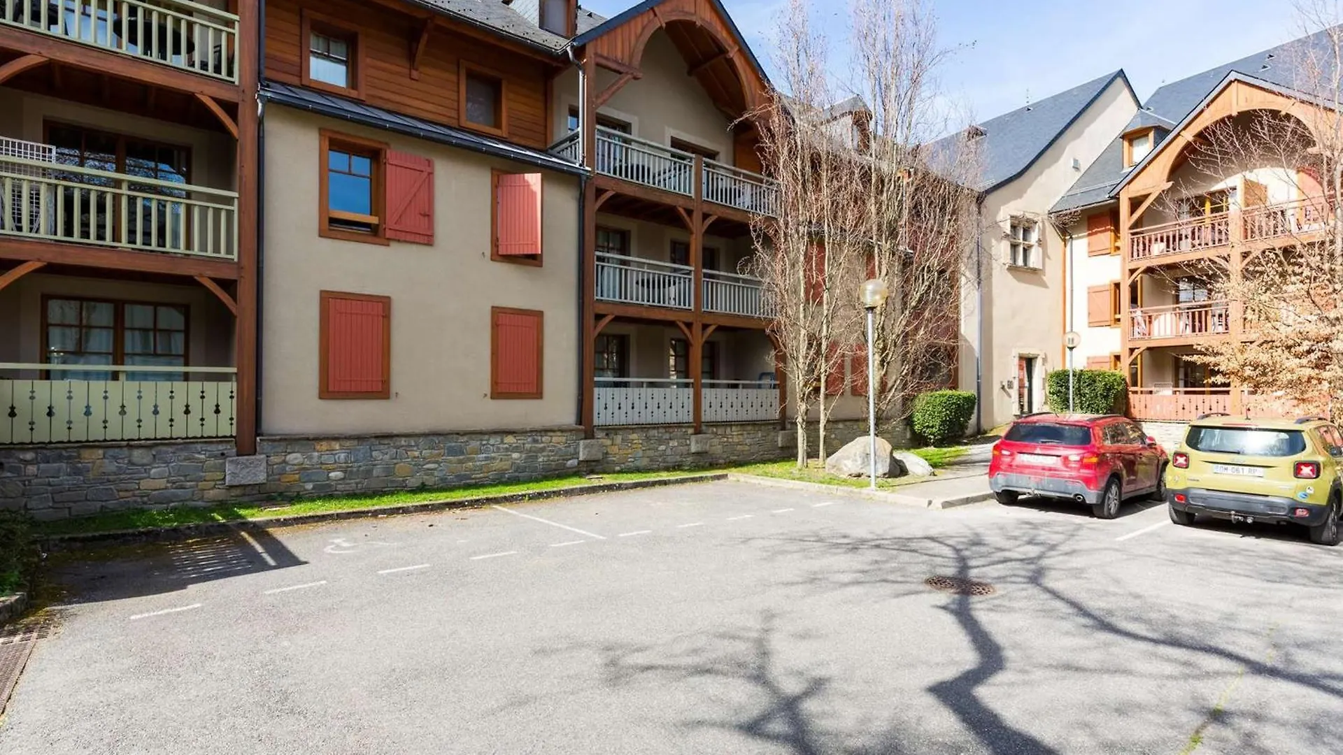 Apartment Appartement Duplex 8 Pers Centre-Ville Saint-Lary Soulan Avec Piscine, Hammam Et Sauna - Fr-1-296-425